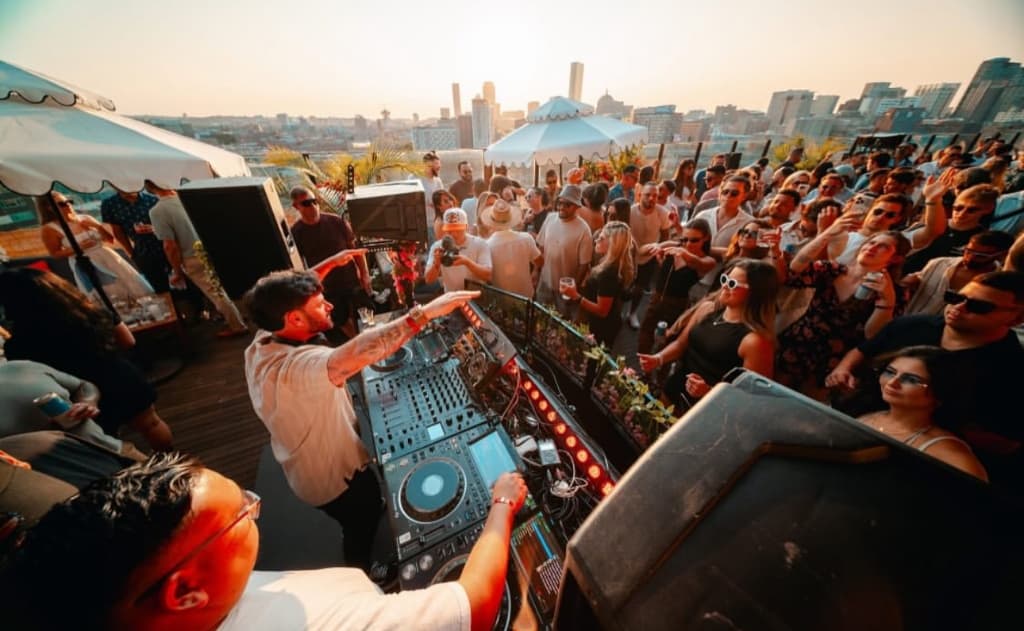 Review by Johnathan Knief (MRLÖ)